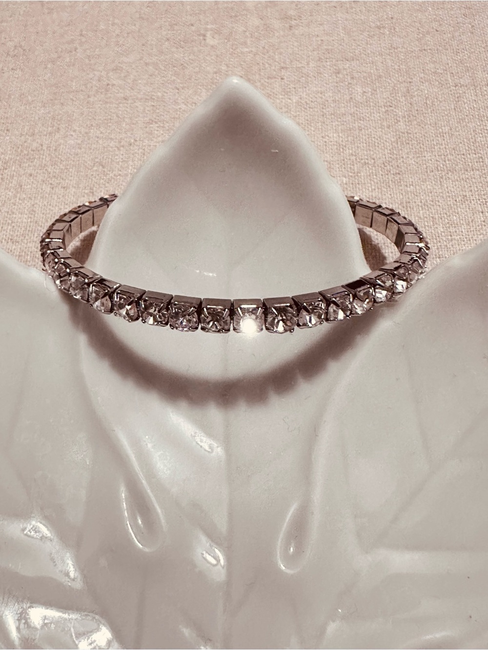Vintage | Bracelet | Rhinestone Stretch Clear Crystal Cuff - Picture 2 of 7